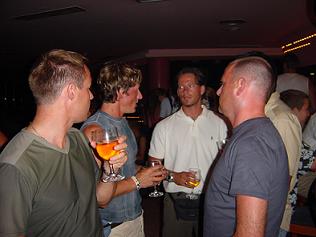 Abends an der Hotelbar